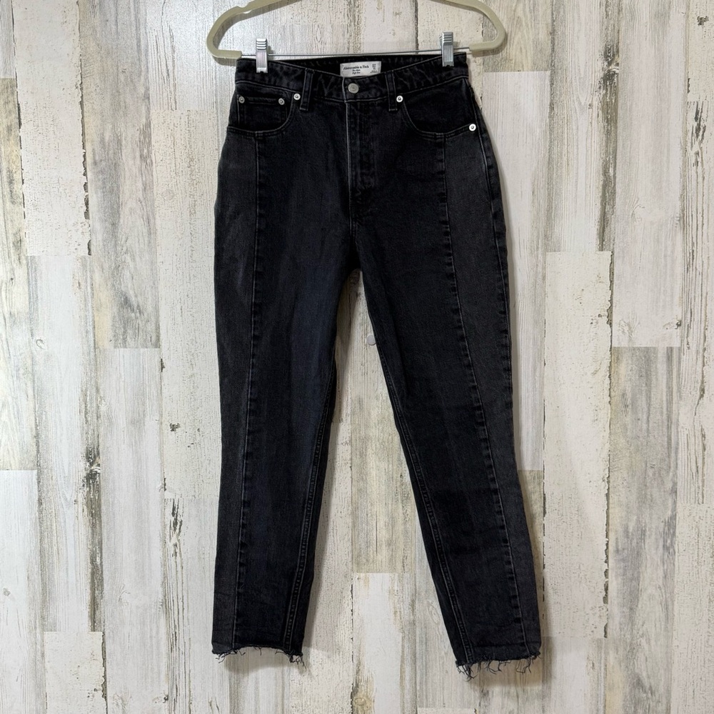 Abercrombie & Fitch The Mom High Rise Curve Love Black Women's Jeans
